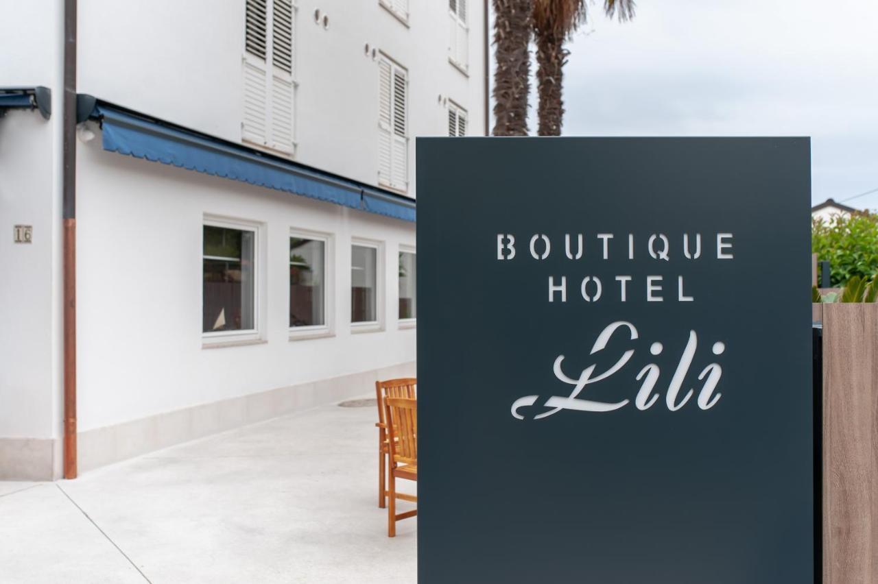 Boutique Hotel Lili ロヴィニ エクステリア 写真